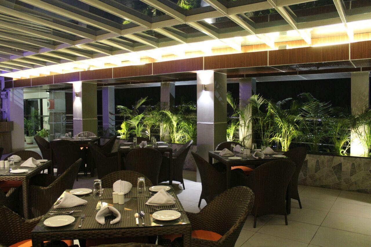 Imperial Clarks Inn Dehradun Extérieur photo