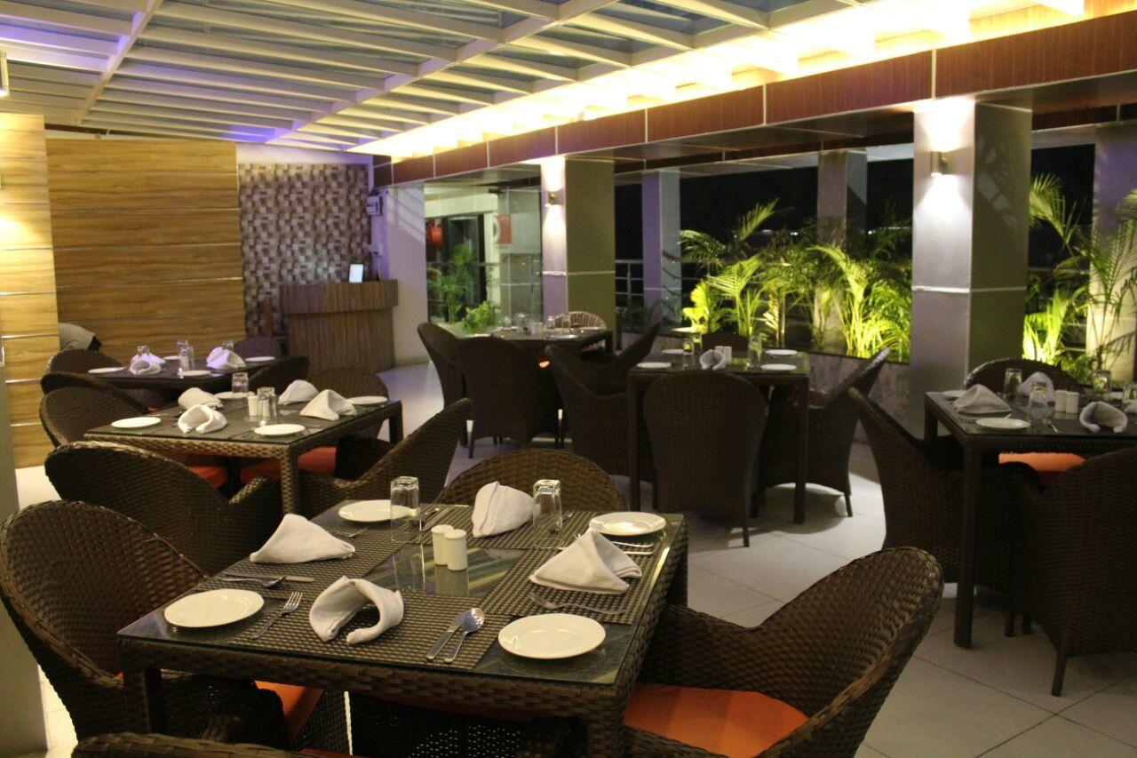 Imperial Clarks Inn Dehradun Extérieur photo