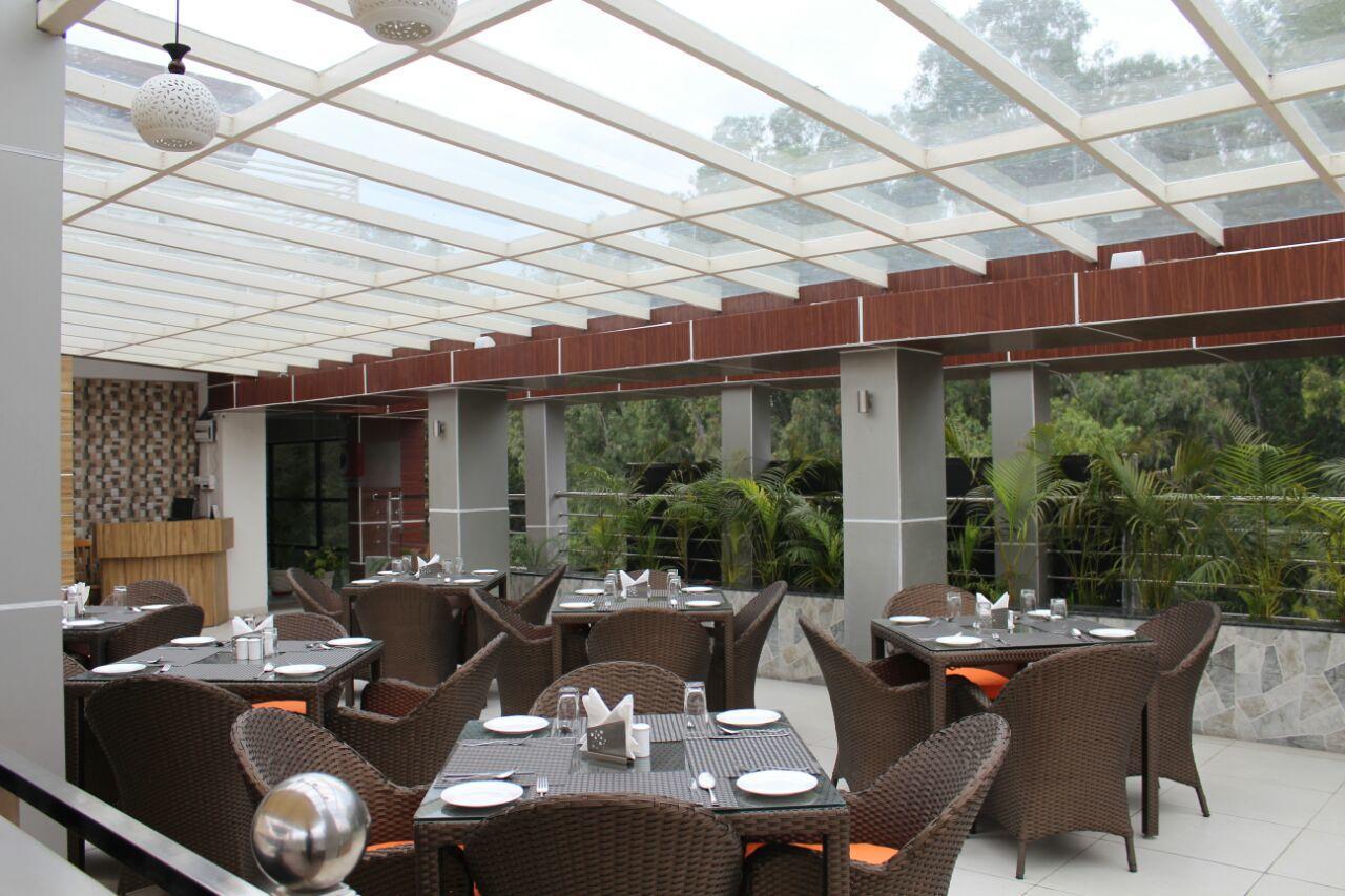 Imperial Clarks Inn Dehradun Extérieur photo